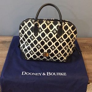 Dooney and Bourke satchel. Good condition